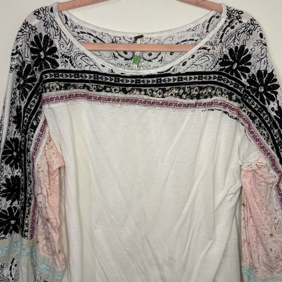 Free People Tripoli Embroidered Long-Sleeve top size small oversized - Picture 3 of 14